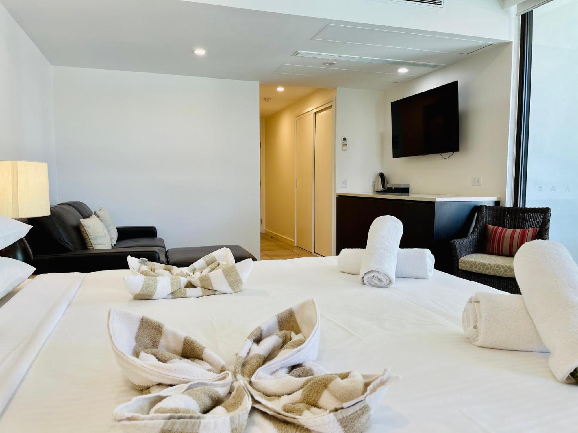 Luxury Apartments At Temple Resort And Spa Port Douglas Bilik gambar