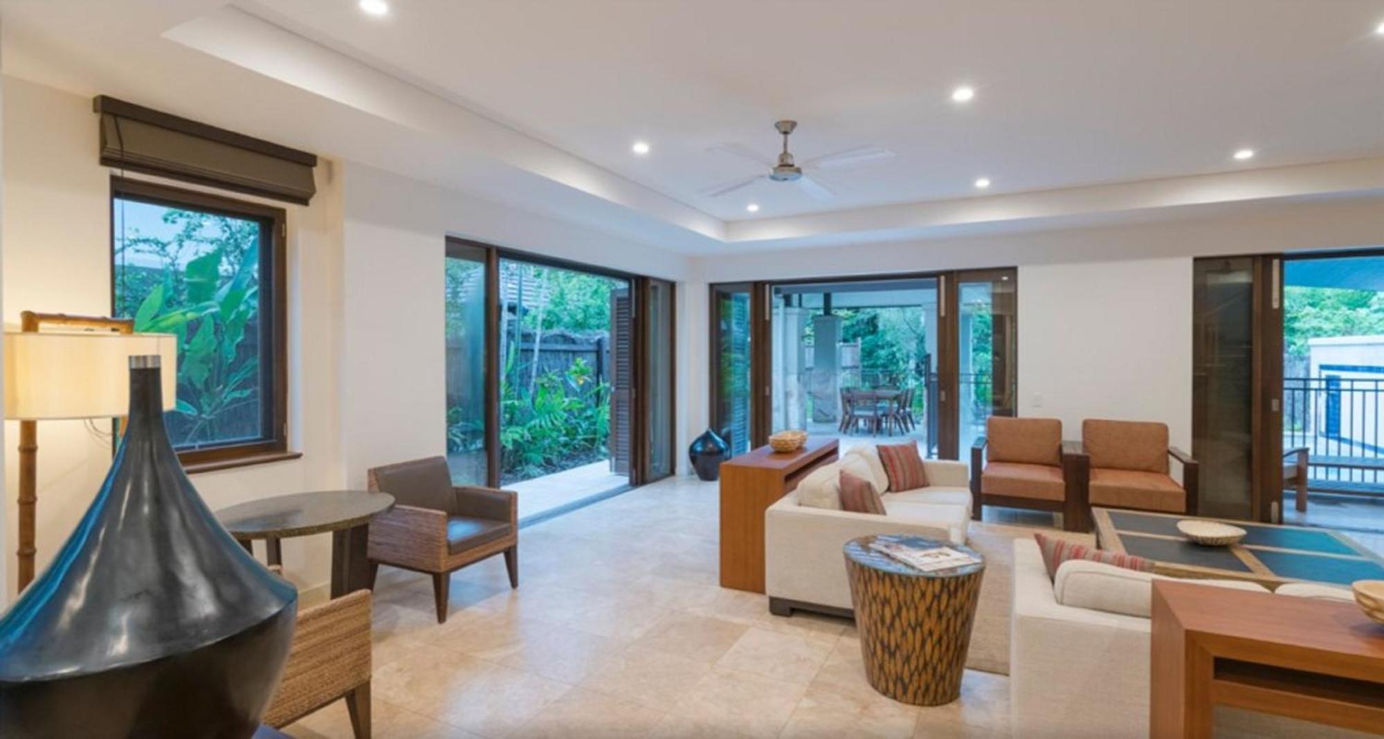 Luxury Apartments At Temple Resort And Spa Port Douglas Bilik gambar