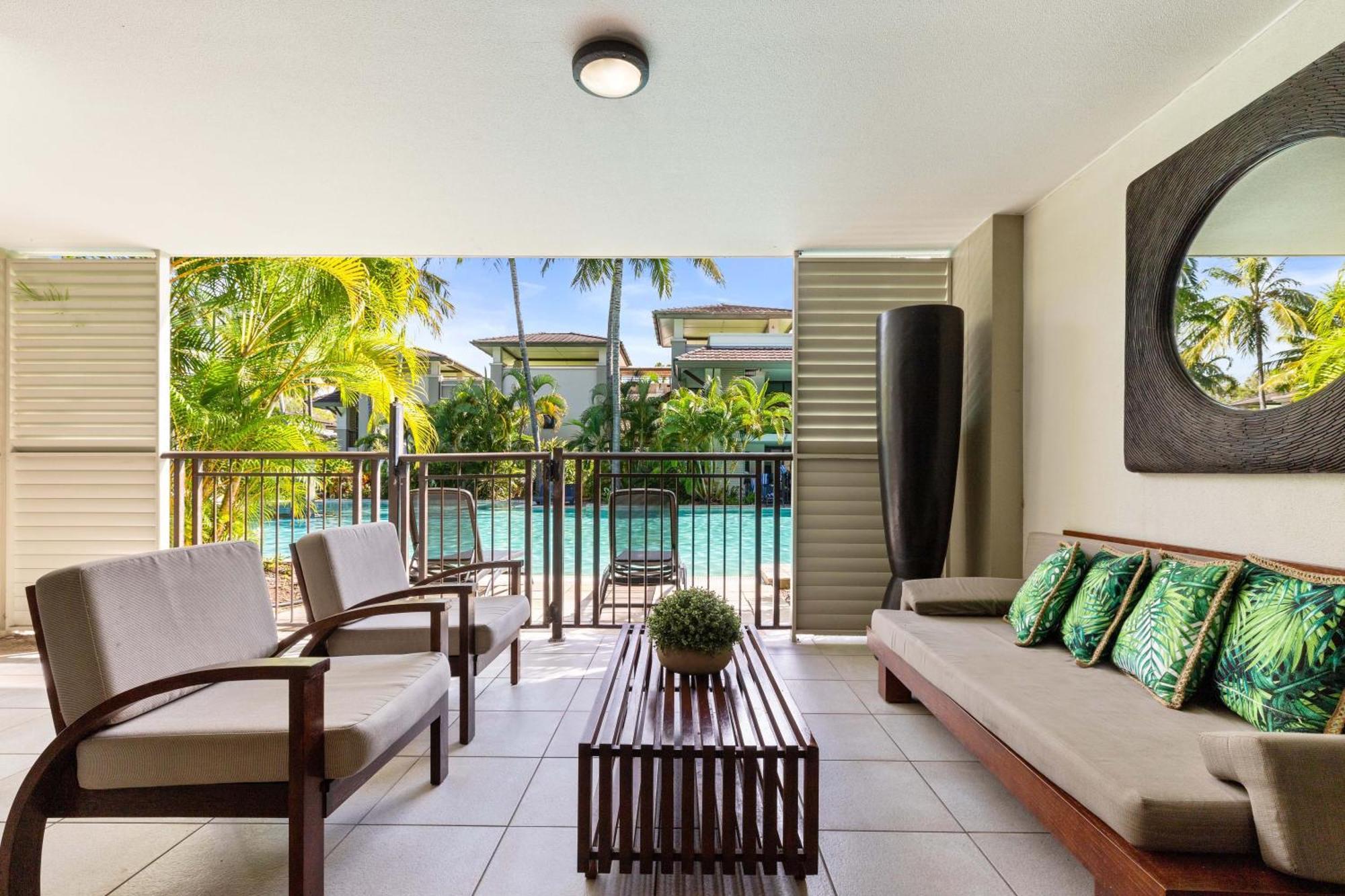 Luxury Apartments At Temple Resort And Spa Port Douglas Bilik gambar